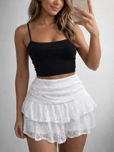 Women's Solid Lace Tiered Layer Skorts, Casual Sexy 2 in 1 Skirt for Summer, Women's Bottoms for Daily Wear, Skirtswomen, Tennis Ruffle Trim Casual Sporty Athletic White Skort, Lightweight Athletic Skirts, Casual Comfy Skorts, Breathable Skorts