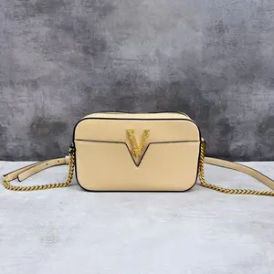 Pre-owned VERSACE Leather Shoulder Bags 7.8'' R2589 Shoulder Bag C1897132331 0409 T1 Qiqi