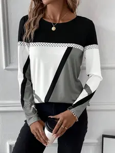 A new women's pullover round-neck contrast stitched geometric print top women's T-shirt Lady Fitted Long Sleeve
