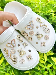 Cute Butterfly & Bear & Flower Design Bling Rhinestone Shoes Charms, Fashionable Novelty Shoes Decorations for Clogs, Shoes Diy Accessories for Women & Girls, Jibbitz