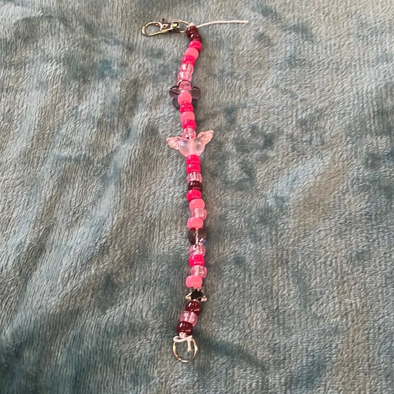 Pink kandi bundle(5 bracelet 1 keychain)