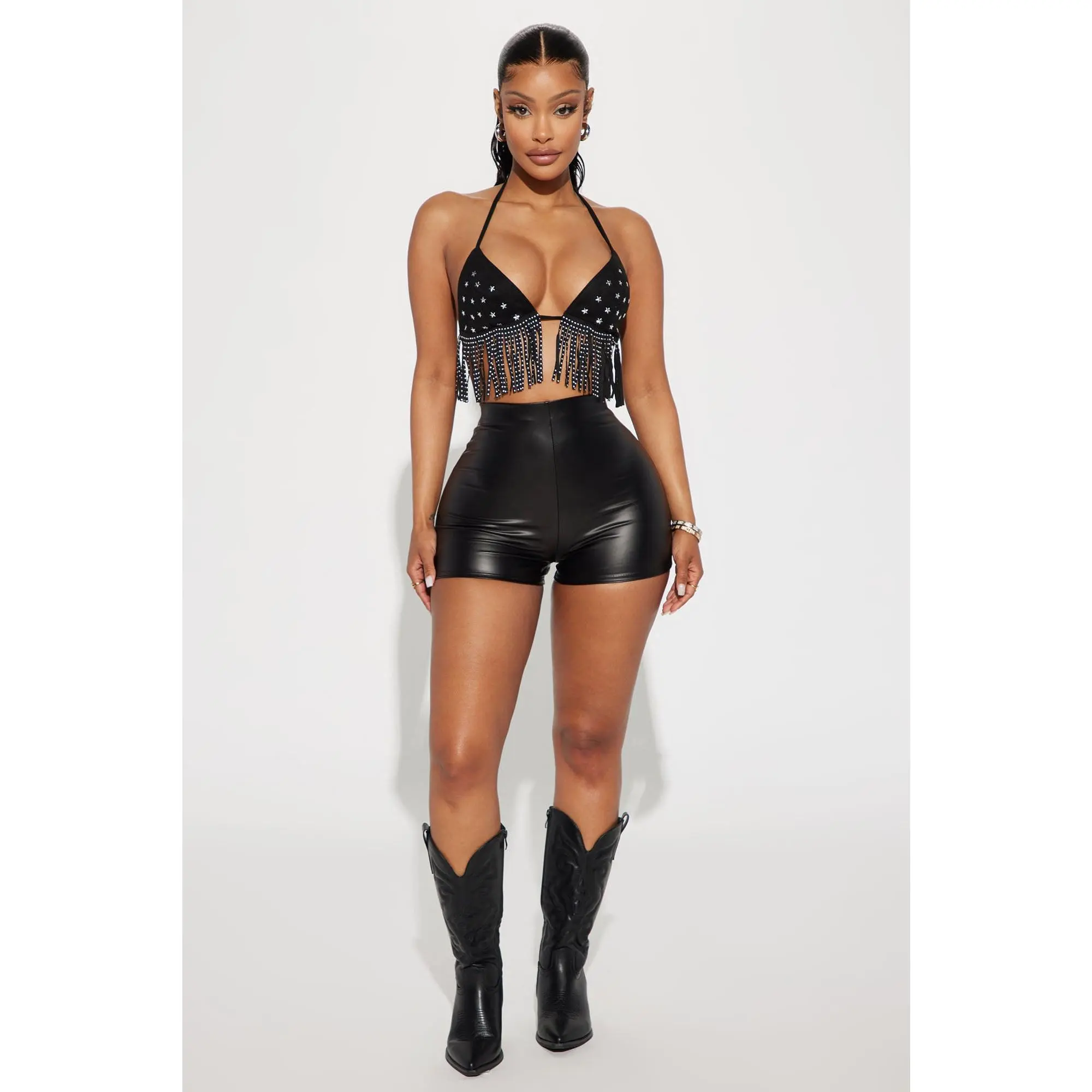 Look My Way Booty Short - Black