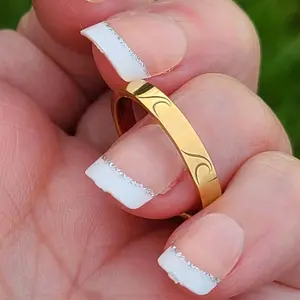Stainless Steel Wave Ring, Waterproof Silver or Gold Band