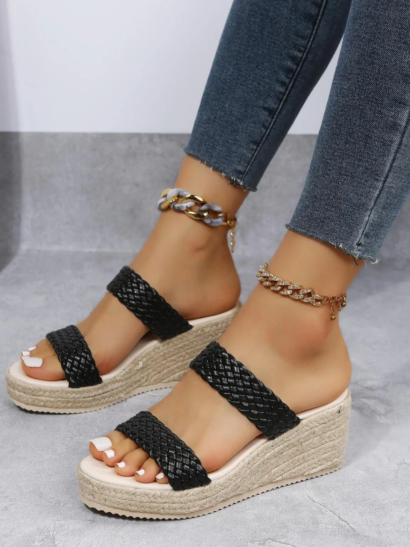 Women's woven two-strap summer essential sandals, round-toe wedge beach sandals, simple and elegant vacation seaside wedge platform sandals, Casual sandals, Casual Outdoor Sandals