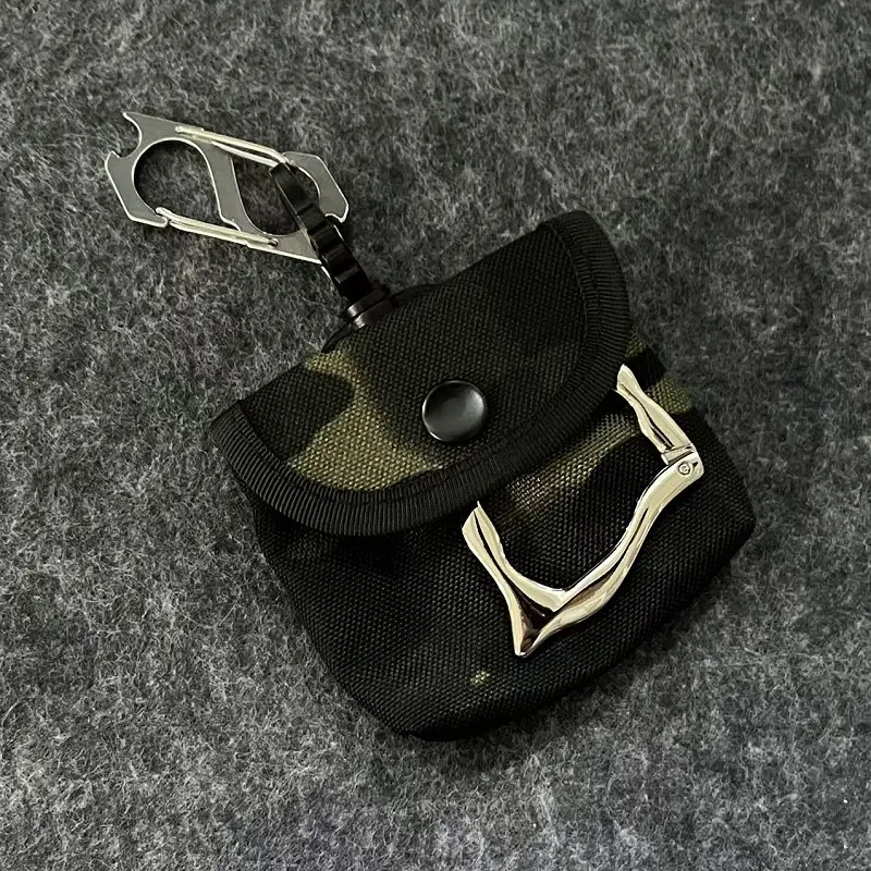Camouflage Mini Pouch Keychain | Clean Fit Tactical Style | Portable Earbud/Coin/Key Bag