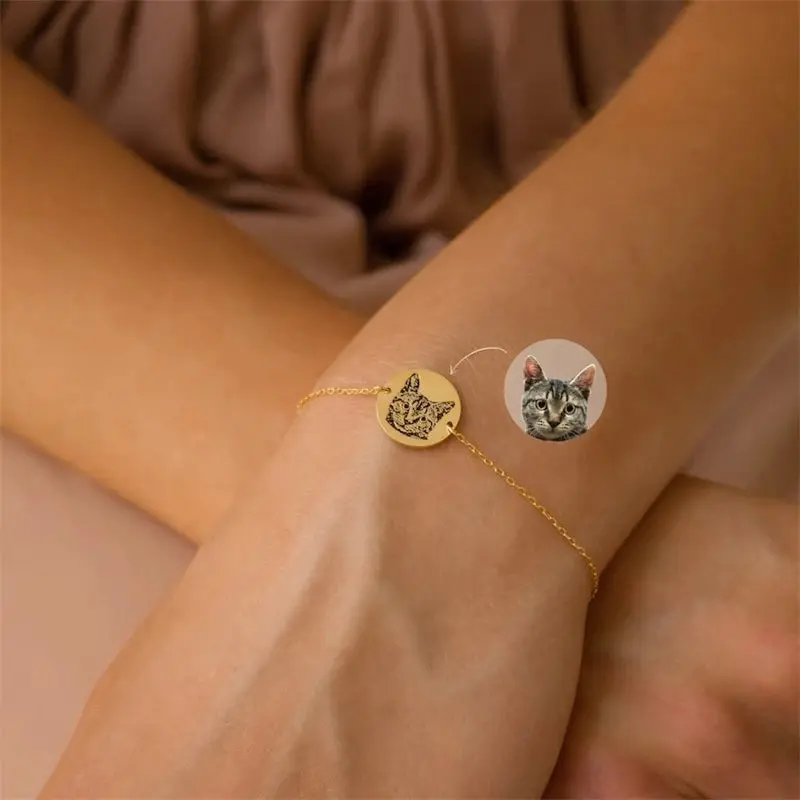 Unisex Animal Engraving Bracelets & Bangles with Custom Portrait of Dog or Cat, Ideal for Anniversary Gifts