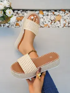Summer New Thick Sole Sandals Bohemian Woven Strap Beach Vacation Fashion Versatile Sandals, PU Upper Material, Rubber Sole