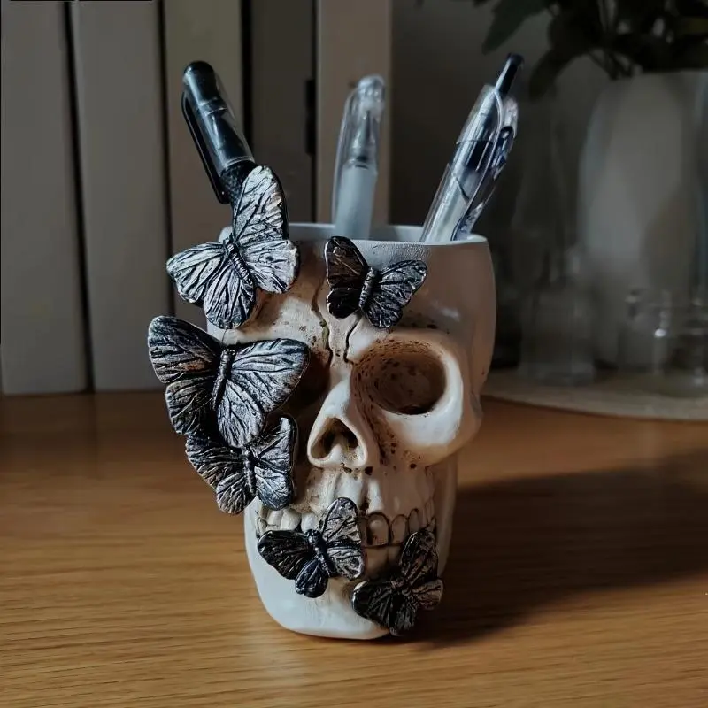 Halloween Butterfly Skull Pen Holder, Pen Cups, Creative Resin Craft, Unique Desk Decor, Desk Accessory, Halloween Office Accessories, Holiday Gift Choice