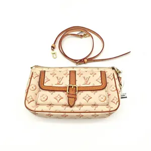Pre-owned Louis Vuitton LV Sand Dune Color Stick Shoulder Bag 25 * 14 * 5cm th260401012