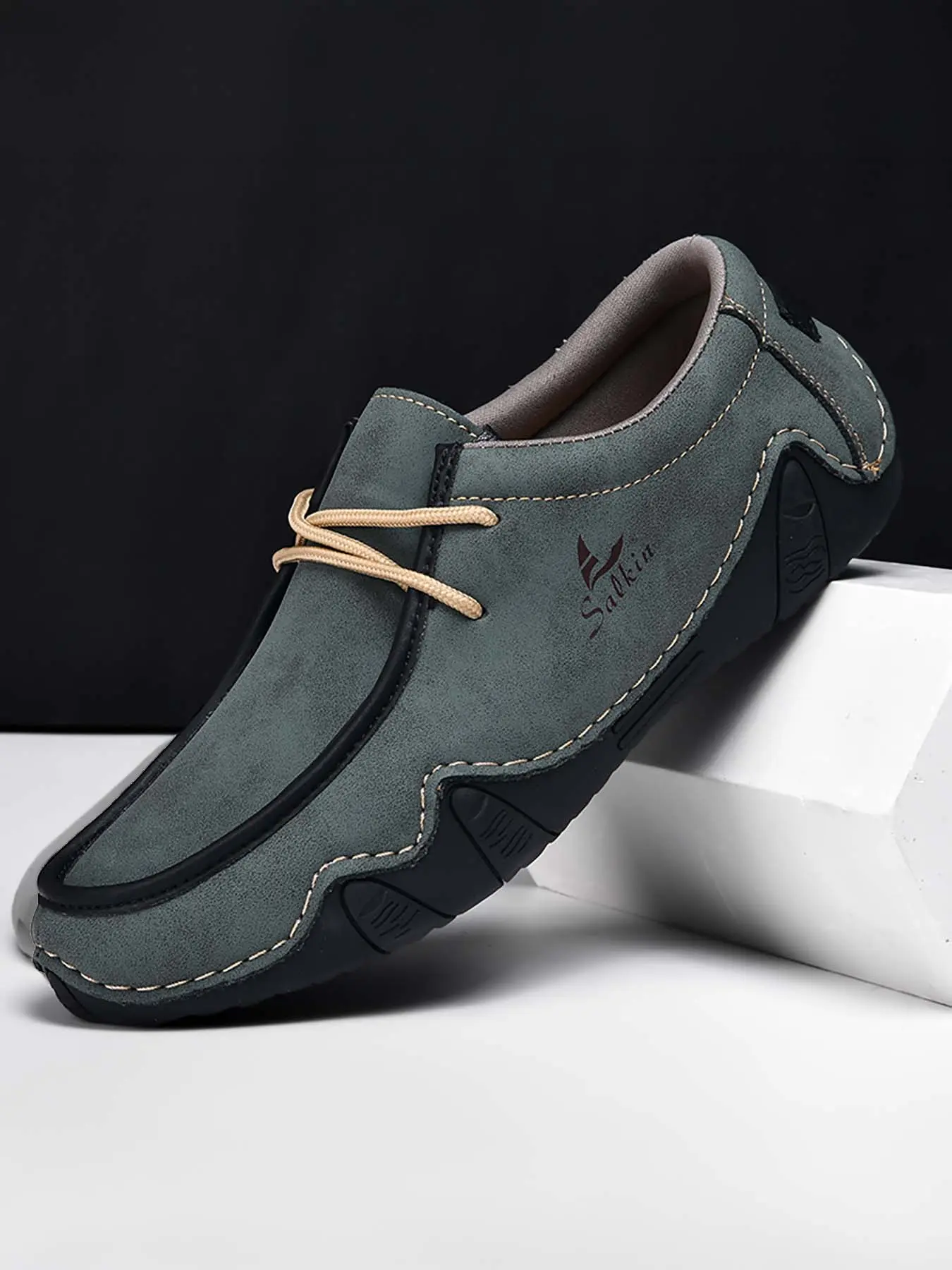 Men's Hand-Stitched Soft-Soled Moccasins, Slip-On Loafers Casual Leather Walking Shoes, Suitable for Daily Commuting & Driving, Footwear