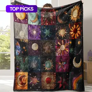 Star and moon pattern blanket, soft and comfortable throw blanket, fashionable blanket, multi-functional blanket, suitable for use on the bed, sofa, during a nap or during travel. Suitable as a gift for parents, loved ones, children, friends.