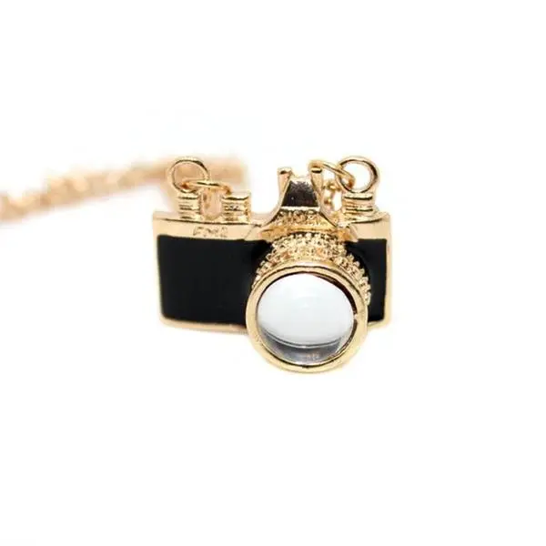 Camera Motif Mini Digital Camera Necklace - Casual Aesthetic Costume Jewelry, Perfect Gift for Photographers, Unique Gift Ideas for Photography Lovers, Mini Sized Products, Secure Clasp, Daily Wear Jewelry, Chain Jewelry Necklaces