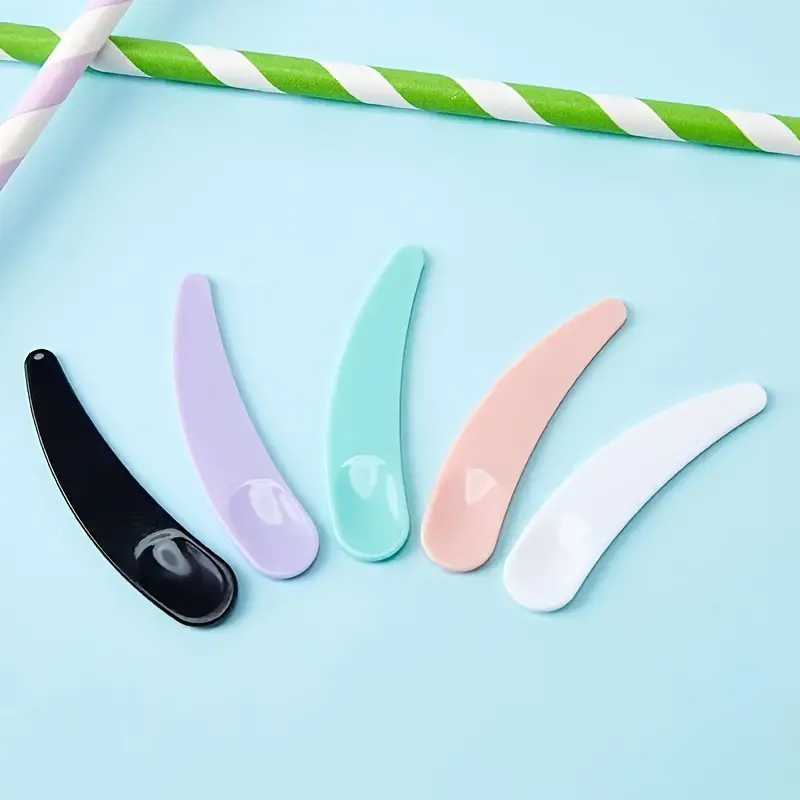 5pcs Cosmetic Small Spoon Plastic Scoop Scoop，Mask Scraper Mini Reusable Makeup Spoon Skin Care Mask Mixing Spatula Applicator Tool Facial Care Tools