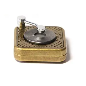 Alloy Finger Spinner Stress Relief Toy, Unique Fidget Spinner for Relaxation, Fashionable Pressure Relief Tool, Best Birthday Gift for Men Adults