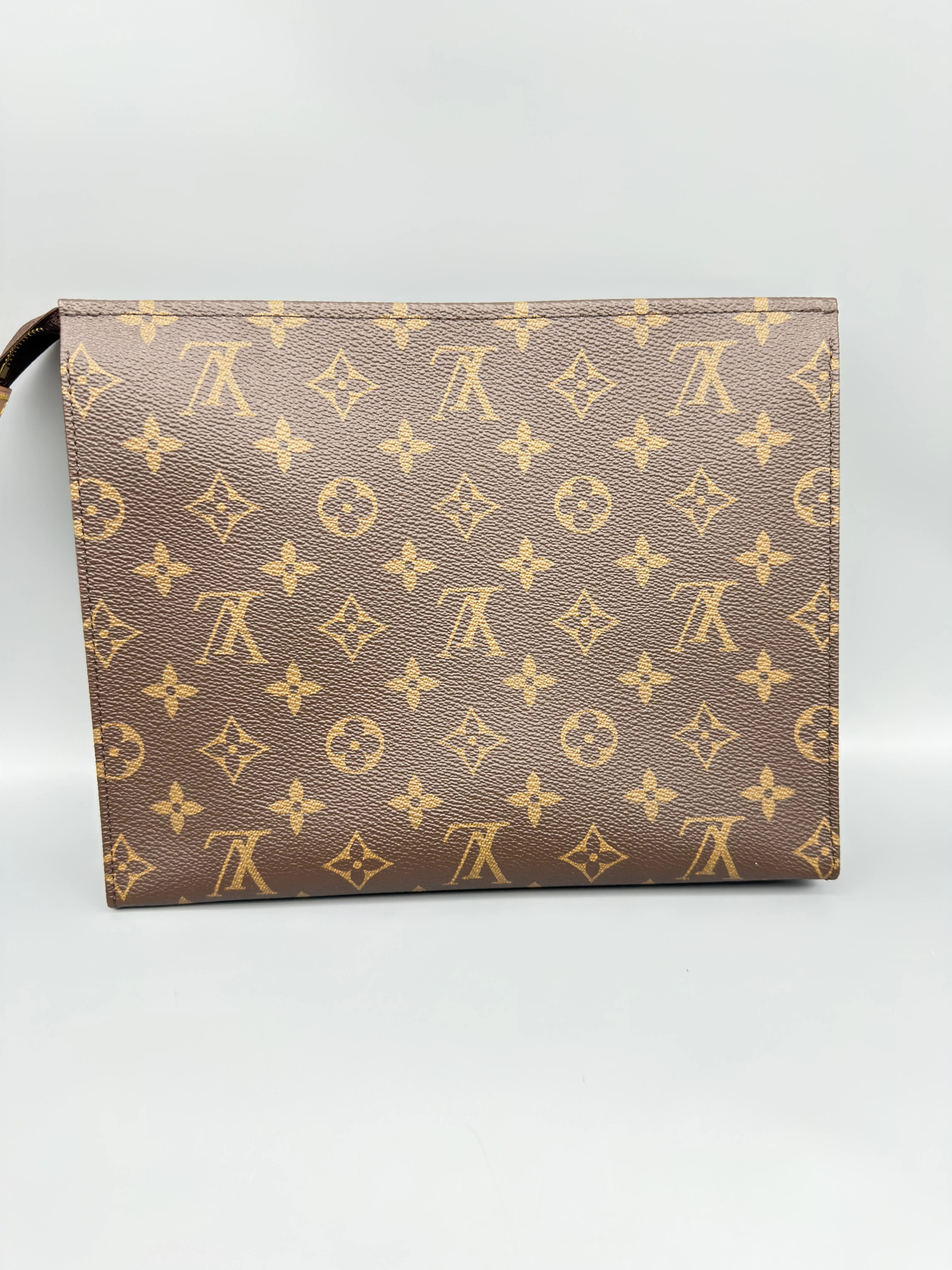 Pre-owned Louis Vuitton Coated Canvas Toiletry Bags Toiletry Pouch 26 — Monogram Canvas Rose Ballerina Interior