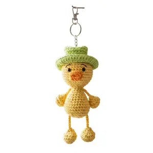Handmade Crochet Duck Keychain Kawaii, 100% Cotton Craftsmanship, Hat-Attached Cute Pendant Accessory for Keys, Bags