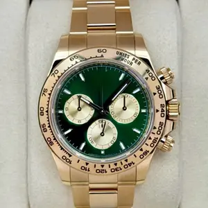 MEN GOLD CHRONO WATCH