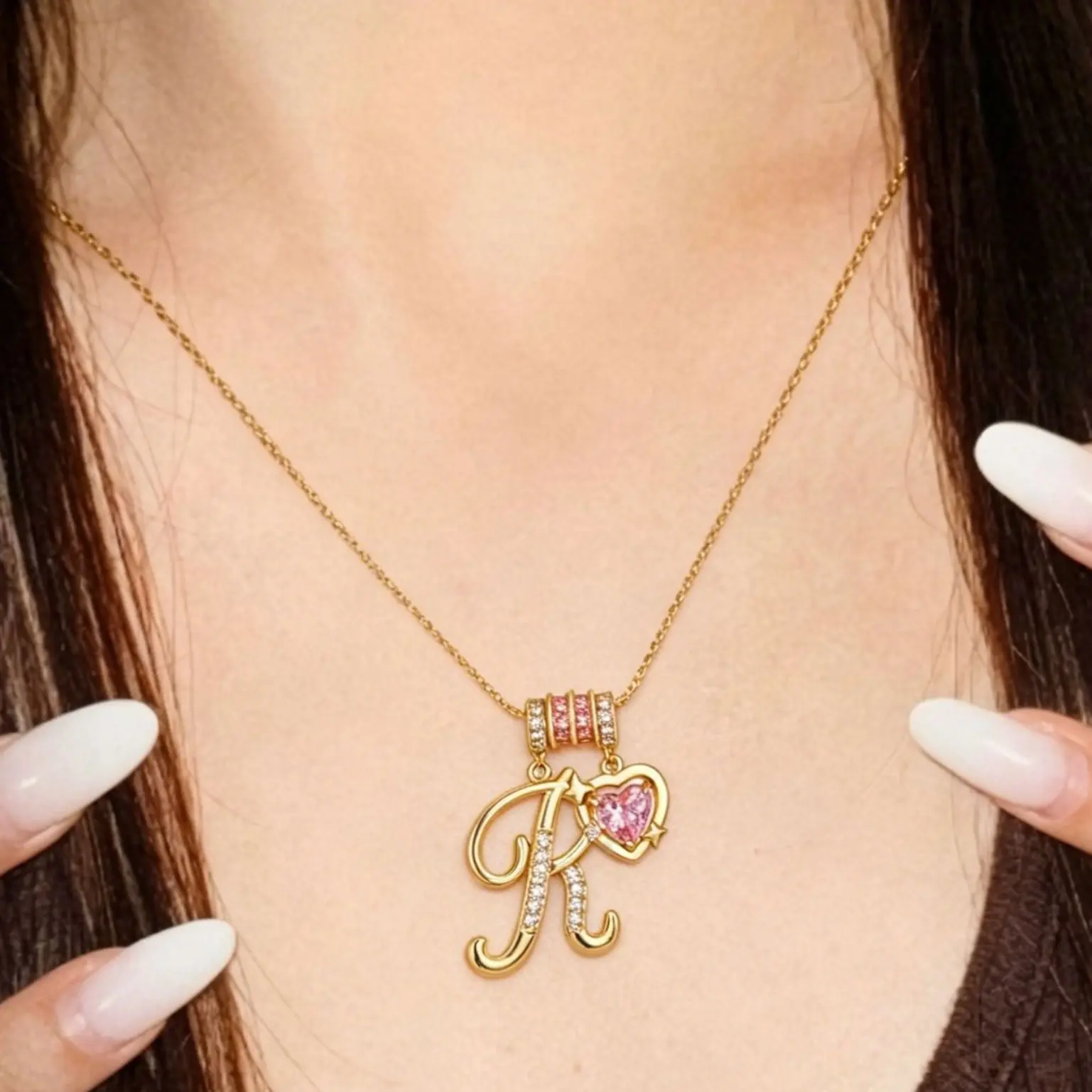 Silvering Custom-made A-Z Letter Style Necklace Is A Beautiful and Exquisite Gift Suitable for Occasions Such As Valentine's Day, Weddings, Birthdays, Etc. It Is Imbued with Religious Significance, Waterproof, and Free of Allergenic Components.