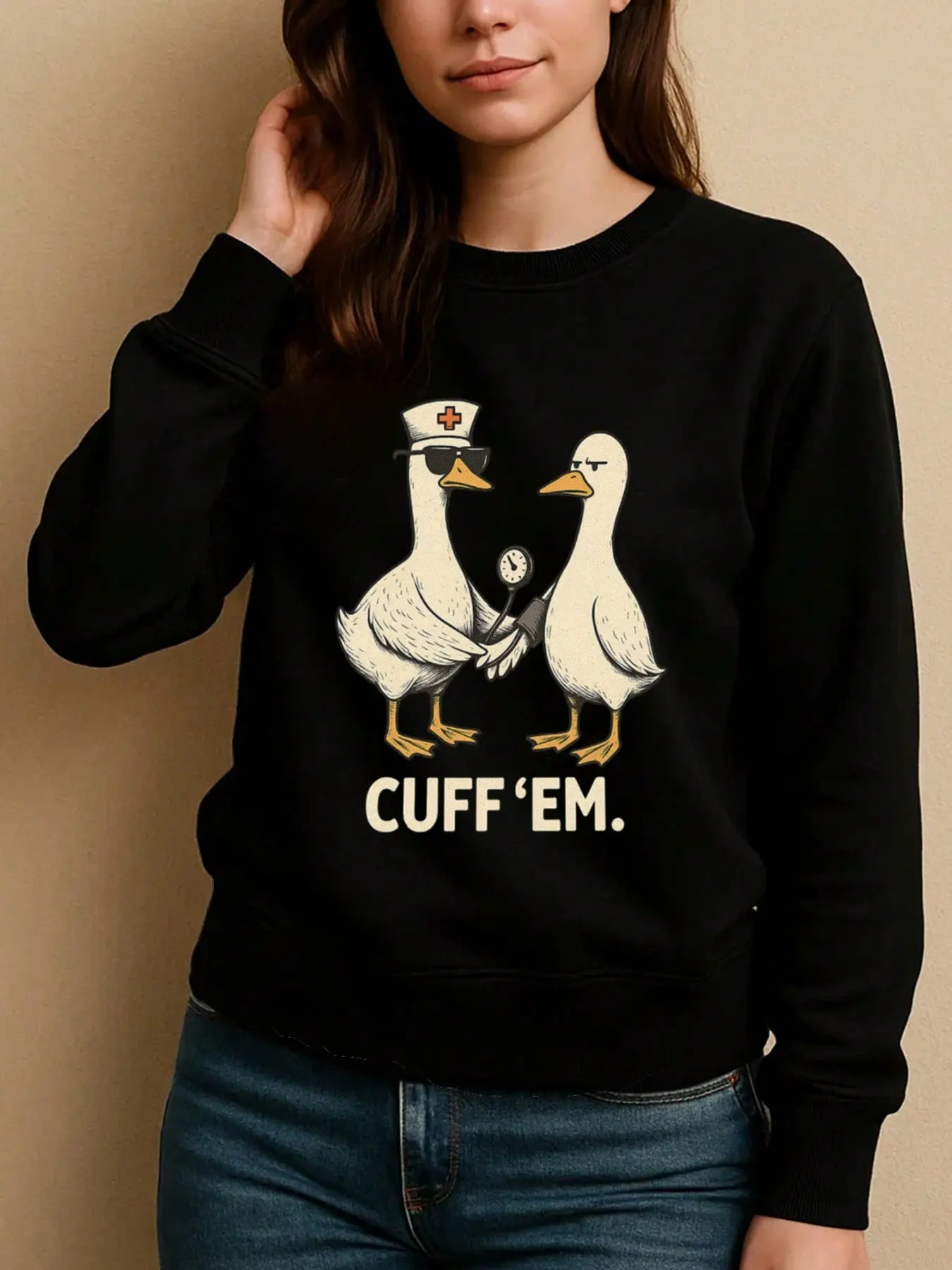 Doctor Duck Catch Him Animal Letter Print Women's Pullover Crew Neck Sweatshirt, New Fall Winter Casual Holiday Fleece Lined Jumper