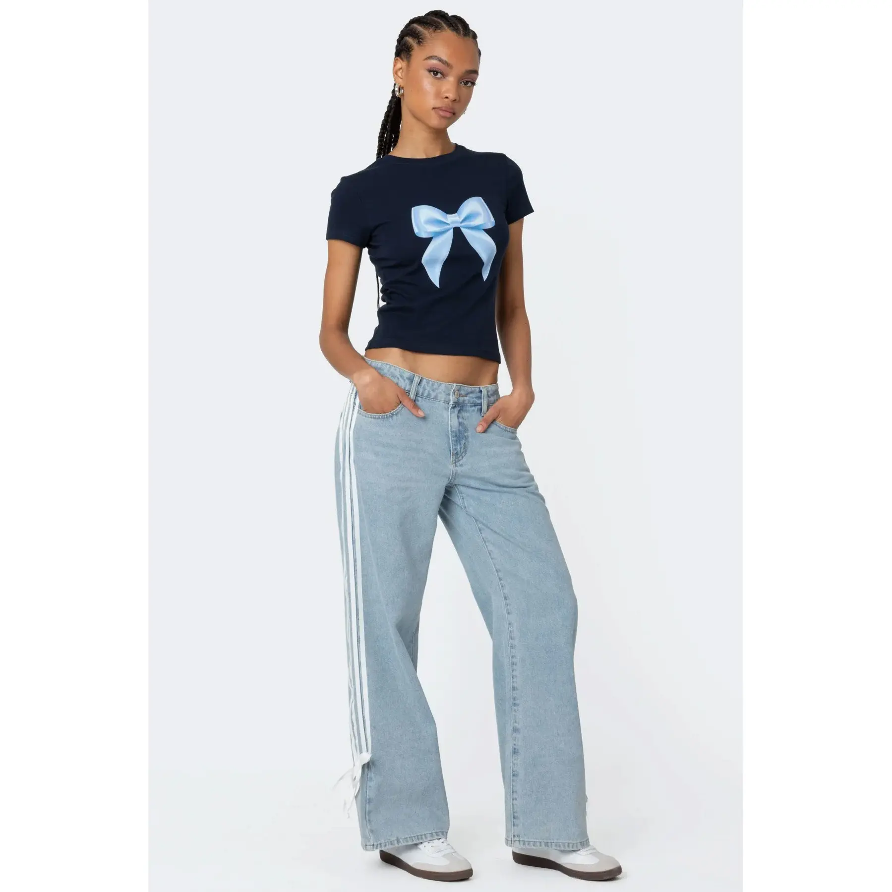 Ribbon Washed Low Rise Baggy Jeans