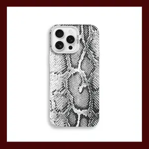 A snake pattern electroplated anti-drop phone case suitable for iPhone 17 Air/16 Plus/15 Pro Max/14 Pro/13/12/11/XS Max/X phone case, perfect choice for holiday gifts for family, friends, lovers, boyfriends, girlfriends CY243