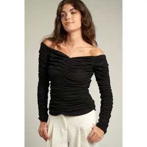 Mafer Off Shoulder Top