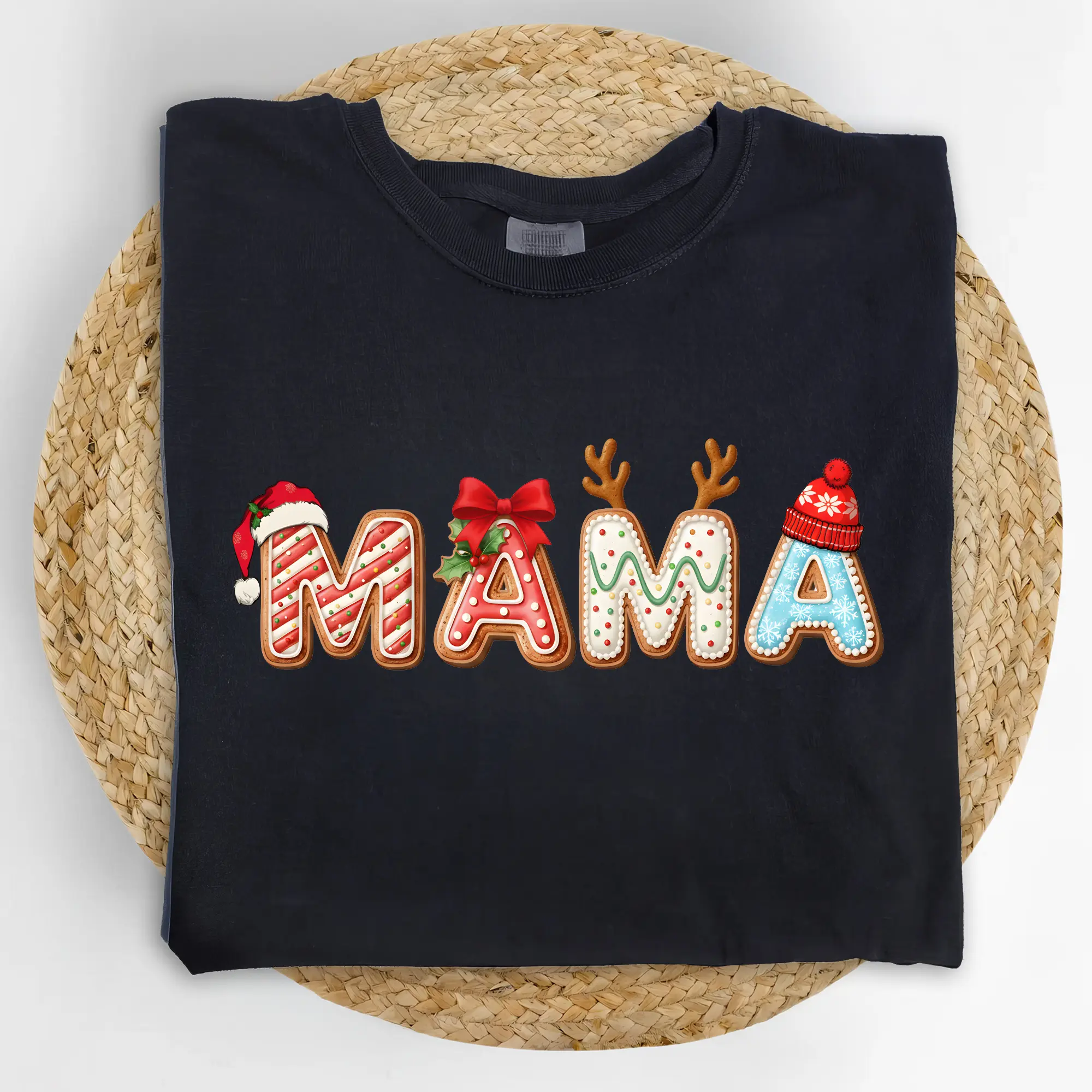 MAPTEES Mama Christmas Comfort Colors Shirt, Gingerbread Mom Graphic Tee, Holiday T-shirt, Mom Life Outfits, Cute Christmas Gift For Mom Clothing