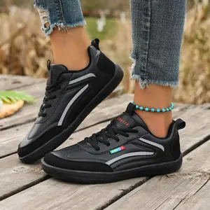 Women's minimalist casual sports shoes, classic fitted low heel design
