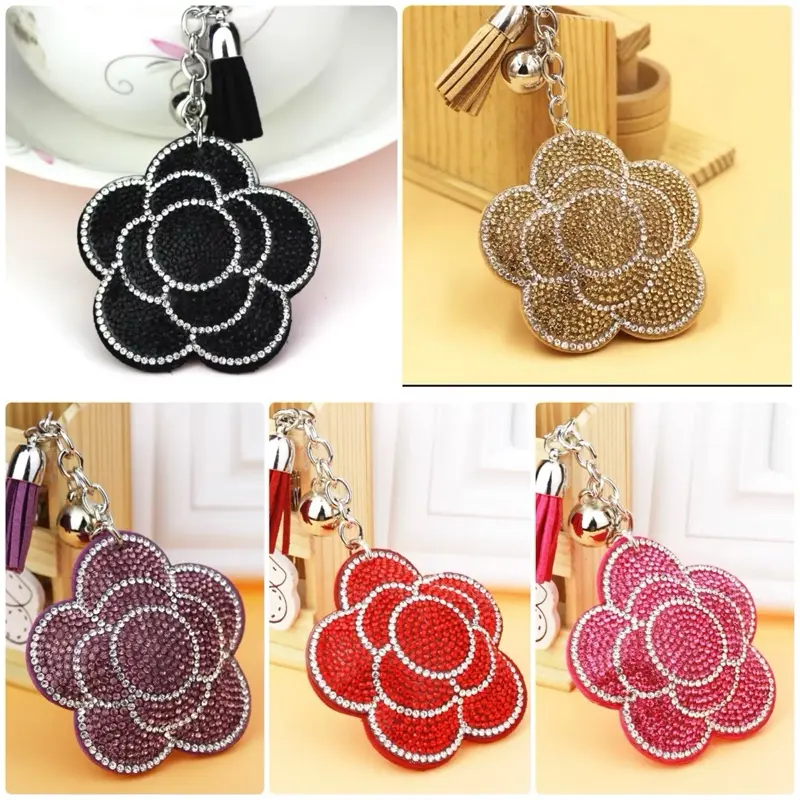 OC Queen Blossom Floral Pattern Keychain - Queen-Inspired Art Costume Jewelry, Durable Keychain Attachment for Backpacks, Fashion Bags with Soft Cloth Clean Feature
