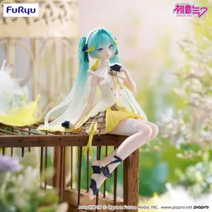 Furyu Hatsune Miku Canary Bird Noodle Stopper Figure