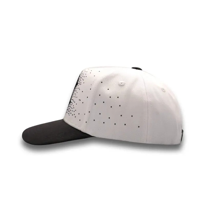Gorra 4 letras AMR blanca
