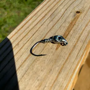 Manic Mullet Chrome 3D Jig Head; 2/0 1/4 oz.