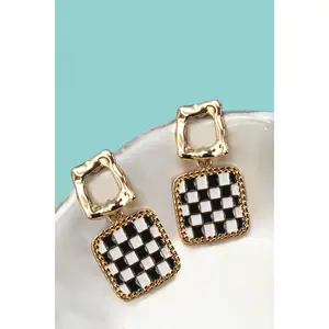 DOUBLE SQUARE CHEKER DROP EARRINGS