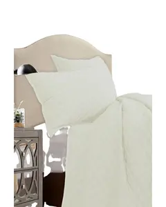 Hiend Accents Unisex Velvet Queen Quilt Set 3 Piece - Pk6300-Fq-Cr