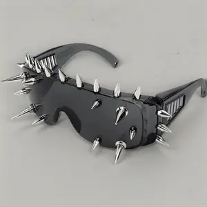 Spiked Punk Sunglasses Your New Favorite Statement PiecMen's Spiked Decor One-Piece Fashion Glasses for Party Streetwear Halloween Beach Accessories Retro 80s 90s Punk Style Metal Spikes Durable Plastic Alloy Frame Comfortable Universal Fit