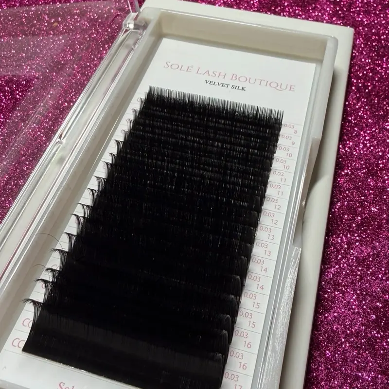 Solé Lash Boutique Velvet Silk Volume MixLash Trays 0.03 CC 16 Rows 8mm to 17mm.