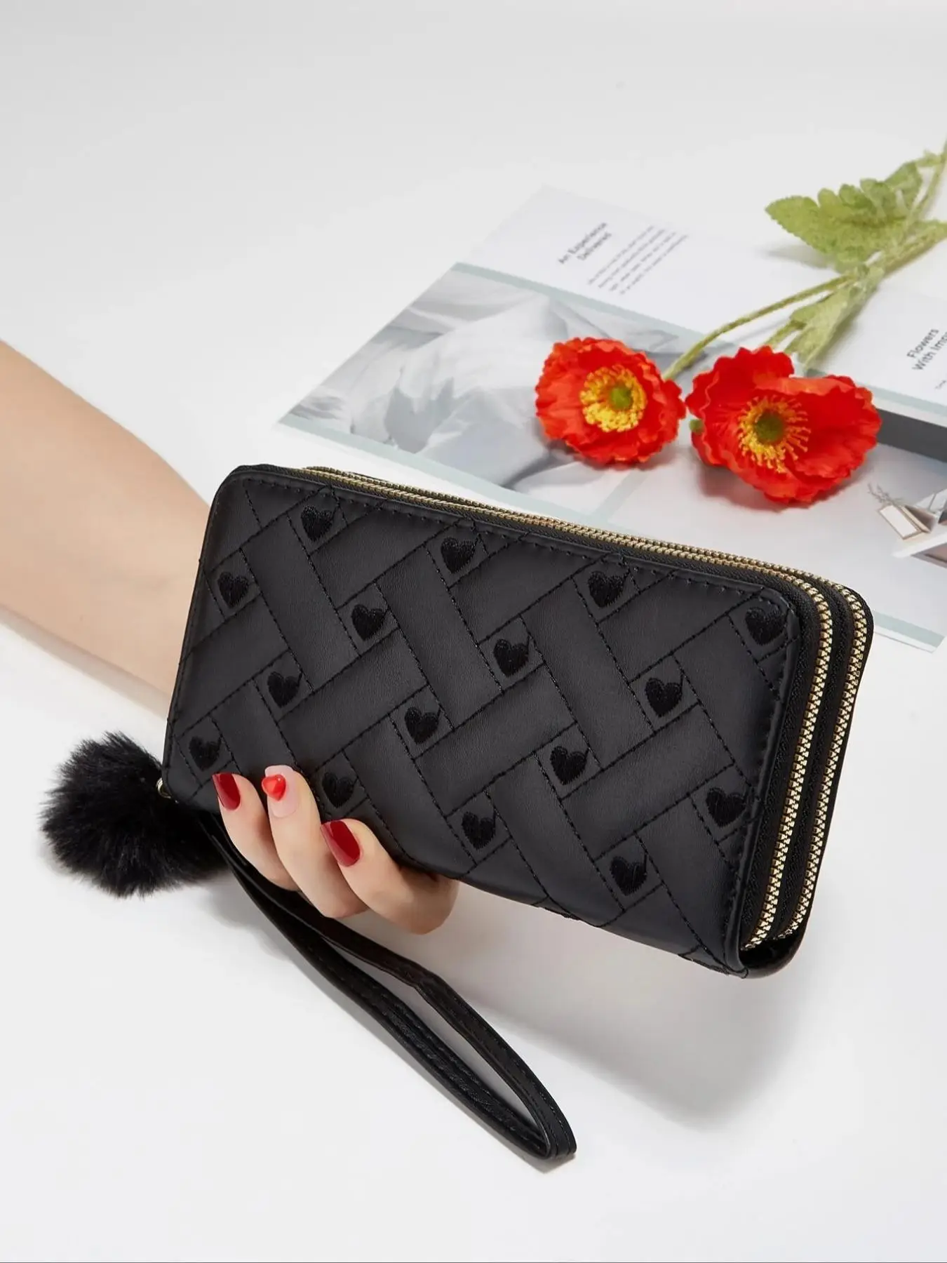 Fashionable Heart Pattern Long Wallet with Pom Pom Charm, Casual PU Leather Zipper Wallet for Women, Trendy Versatile High-quality Daily Wallet