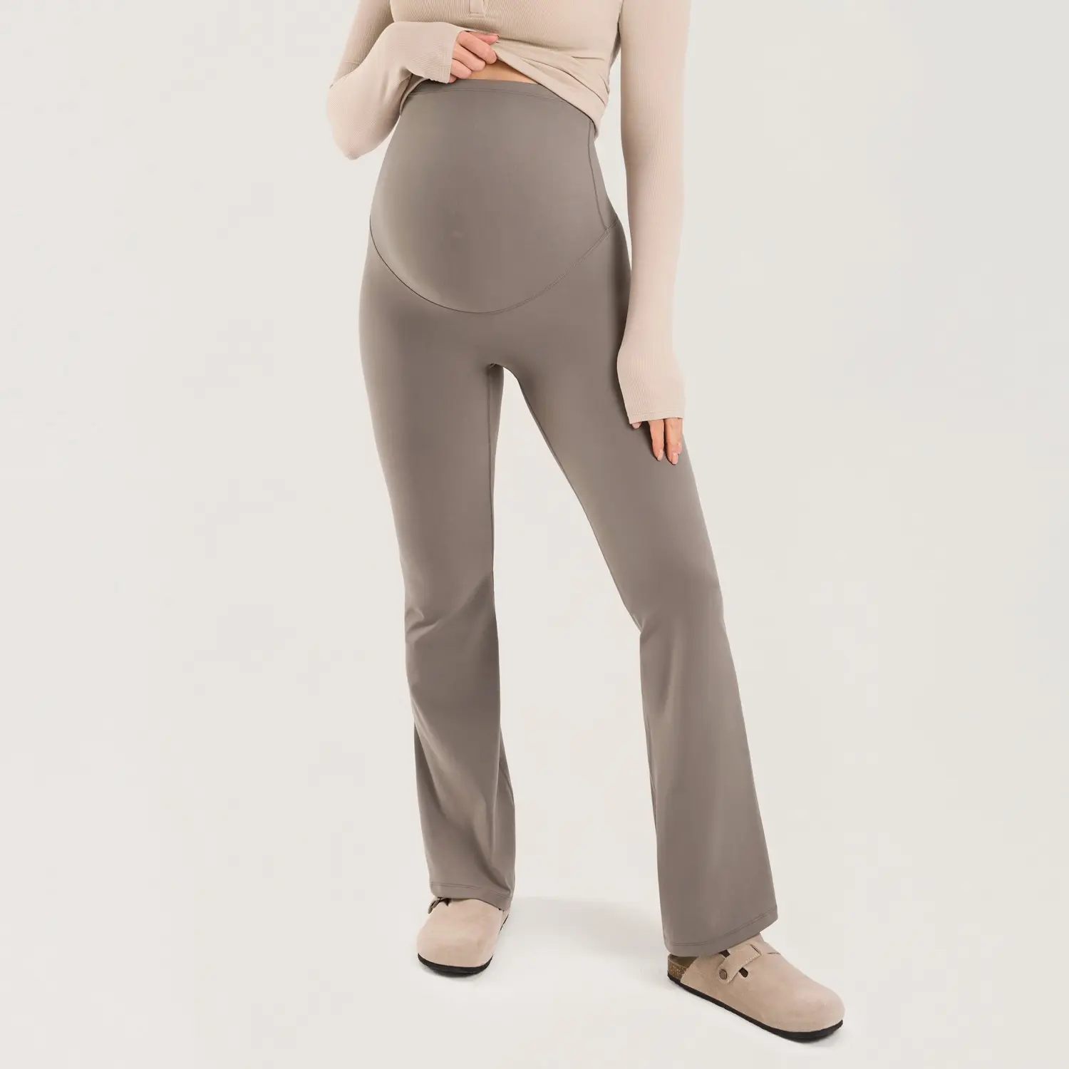 MOMANDA Maternity Flare Leggings Over The Belly Pregnancy Yoga Pants for Workout Activewear No Front Seam 31.5"