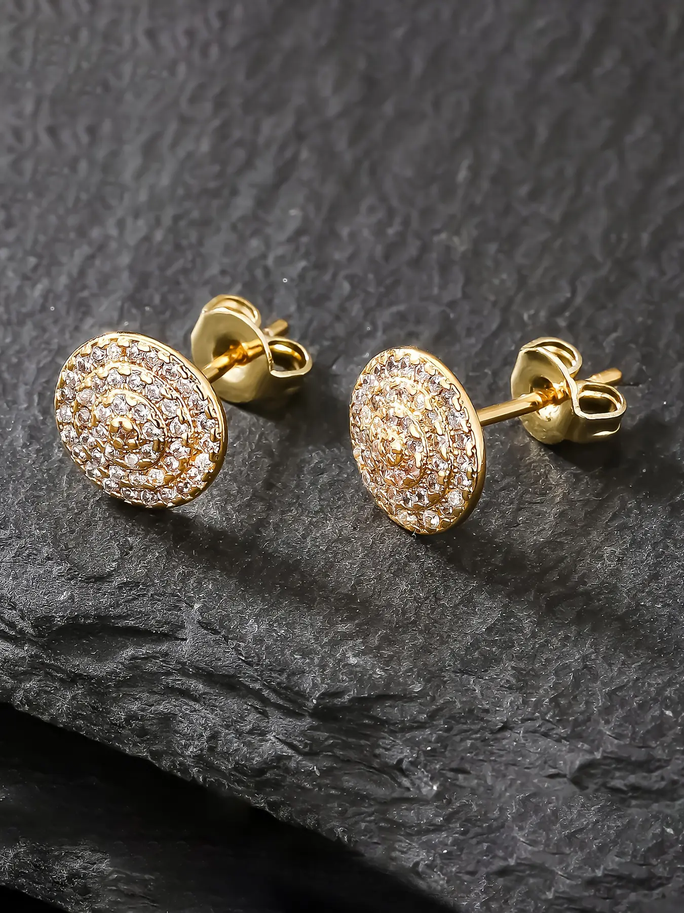 ICED CHICS stylish curved hip-hop stud earrings, Stylish Jewelry, Artificial Zirconia Earrings, made of copper and zirconia, are perfect for men to wear at street concerts or as gifts, Statement Earrings, Inlaid Zircon
