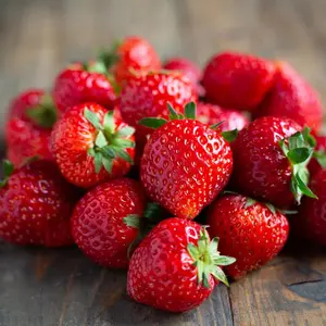 Giant Strawberry Seeds 200pcs Evergreening PlantFruit Seeds Sweet and Delicious All Seasons Easy to Grow Abundant Harvests Exceptional Flavor