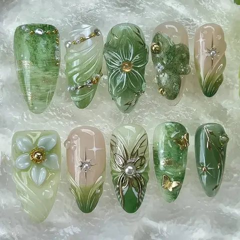 30pcs Handmade Press on Nails, Gradient Fake Nails with 3D Flower, Butterfly & Floral Embellished Rhinestone Decor, Almond Shape Glossy Acrylic Decorative Nails, Nail Art Supplies