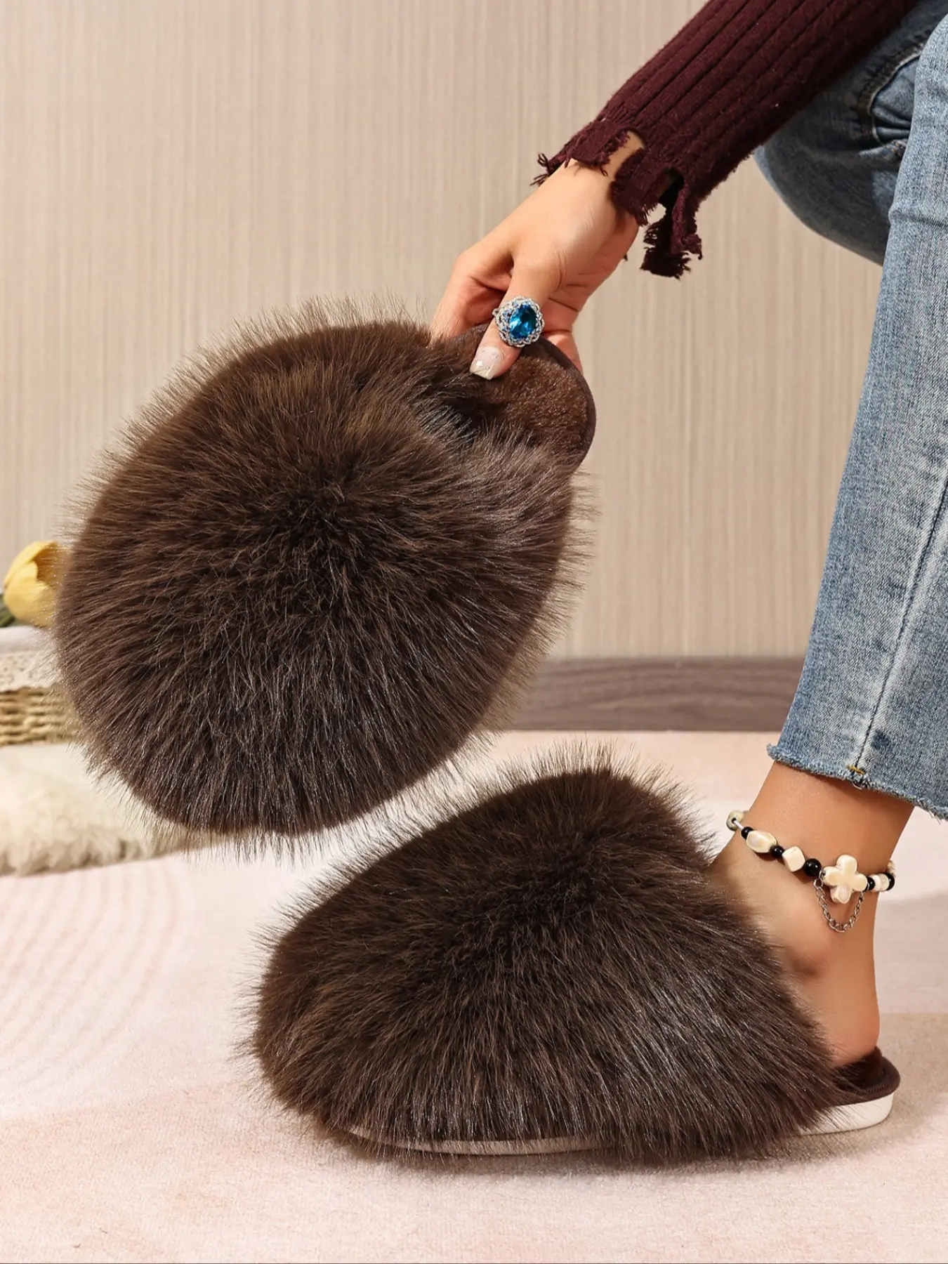 Women's Soft Warm Slippers, Soft Non Slip, Anti-Slip Rubber Winter Home Shoes, Indoor Outdoor Plush Comfort, Essential Footwear for Cold Weather, Fluffy Home Slippers, Fuzzy House Slippers