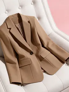 A camel colored waist cinched suit jacket for women's early autumn new style, one button slimming Fitted commuting Business Attire Office Wear Clothes high-end fashion casual suit, suitable for all seasons, suitable for home, indoor, outdoor wear