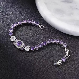 High-Quality Sparkling Diamond Design Elegant Luxury Purple Bracelet Fashionable Luxurious Retro Jewelry Gift for Friend