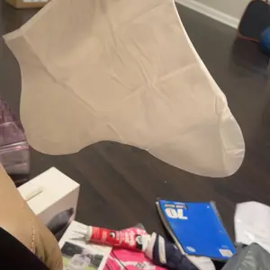 Aquaphor Repairing Foot Masks – Moisturizing Foot Socks with Avocado Oil & Shea Butter (3-Pack)