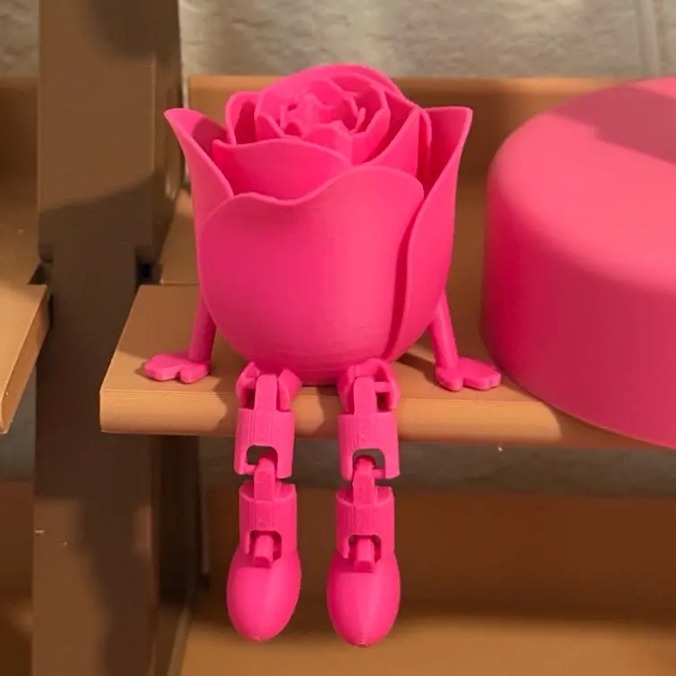 Sitting Rose decor