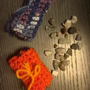 Handmade Stone Bag with Polished Crystals - Unique Crochet Design for Everyday Use