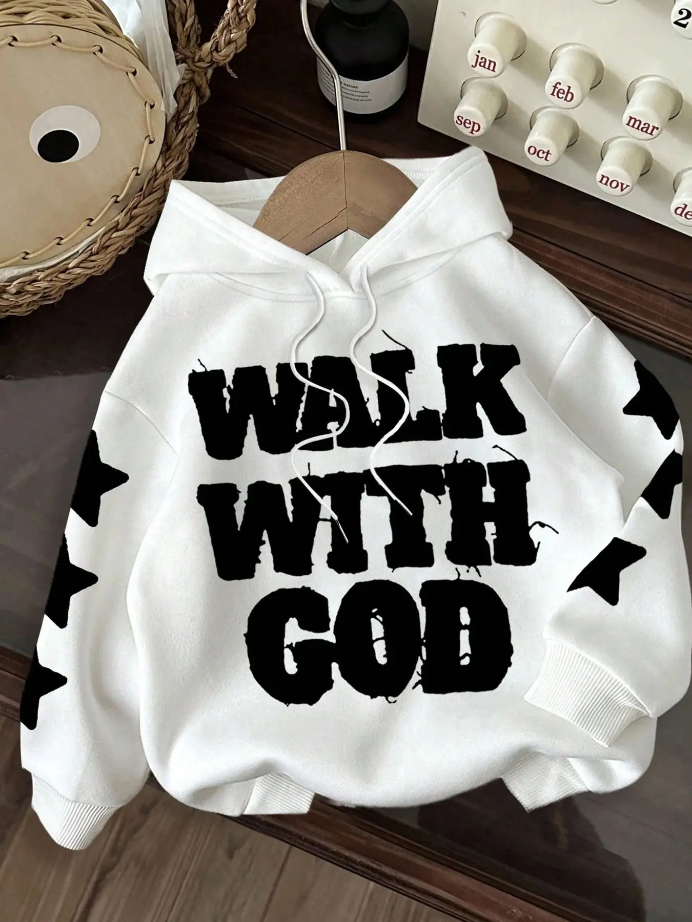 Women's White "Walk With God" Graphic Hoodie, Casual Streetwear Hoodie, Oversized Long Sleeve Casual Hooded Sweatshirt with Adjustable Drawstring and Star Print, Aesthetic Trendy Faith-Based Top for Daily & Leisure Wear, Aesthetic Graphic Pullover