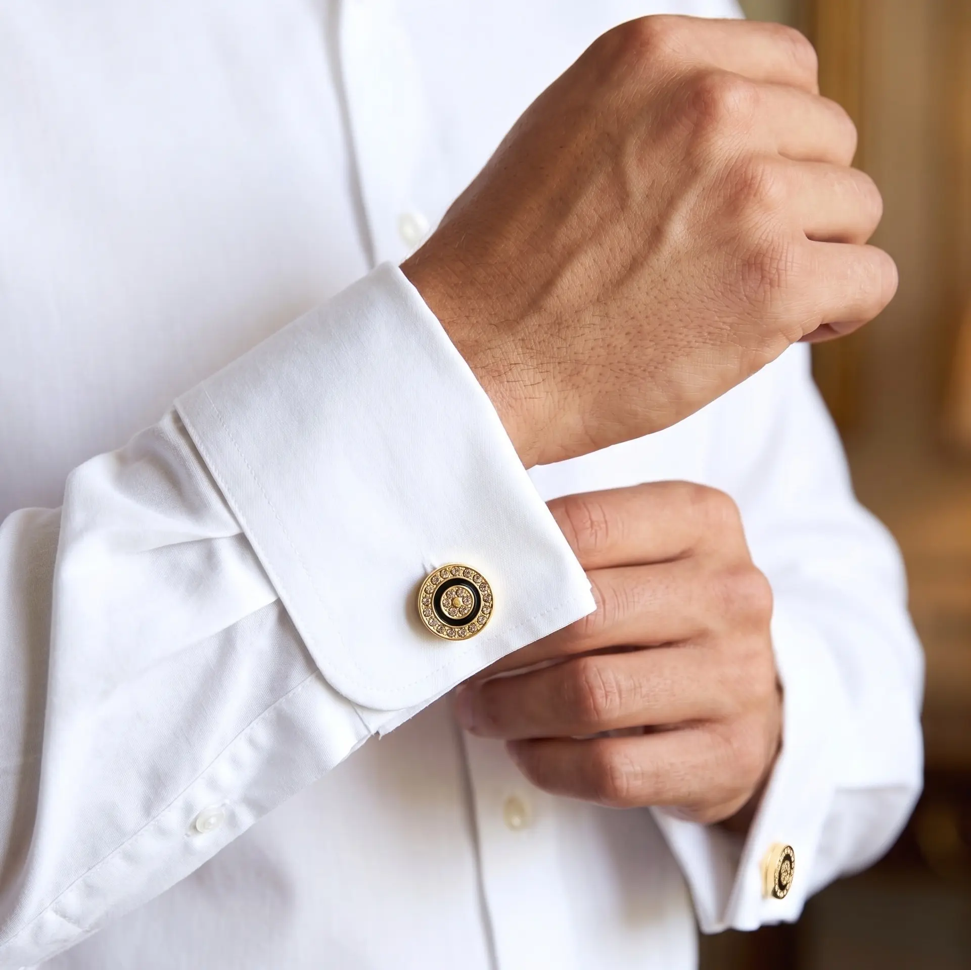 Luxury Round Rhinestone Cufflinks (2-Piece Set) | Premium Brass Men's Formal Accessory