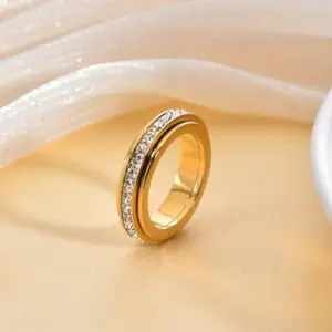 Spinning Fidget Ring for Anxiety Relief, Exquisite Gift for Girlfriends & Festive Occasions